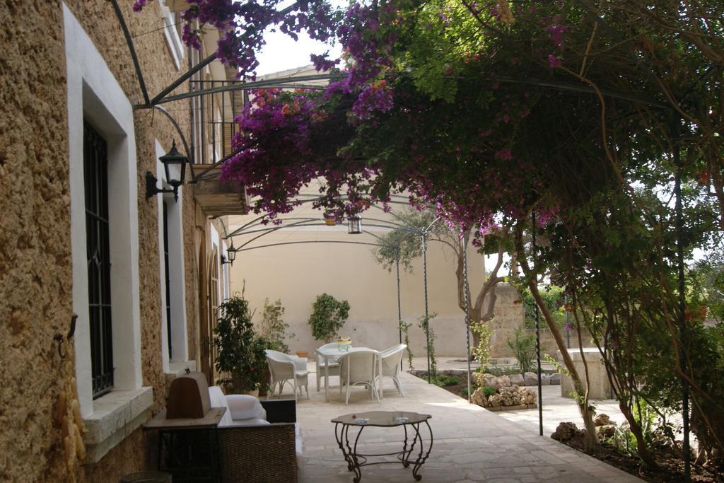 Residencial Rustic Lau Palma