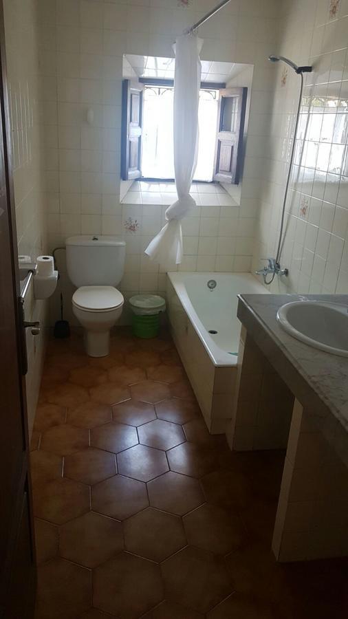 Residencial Rustic Lau Auberge de jeunesse *