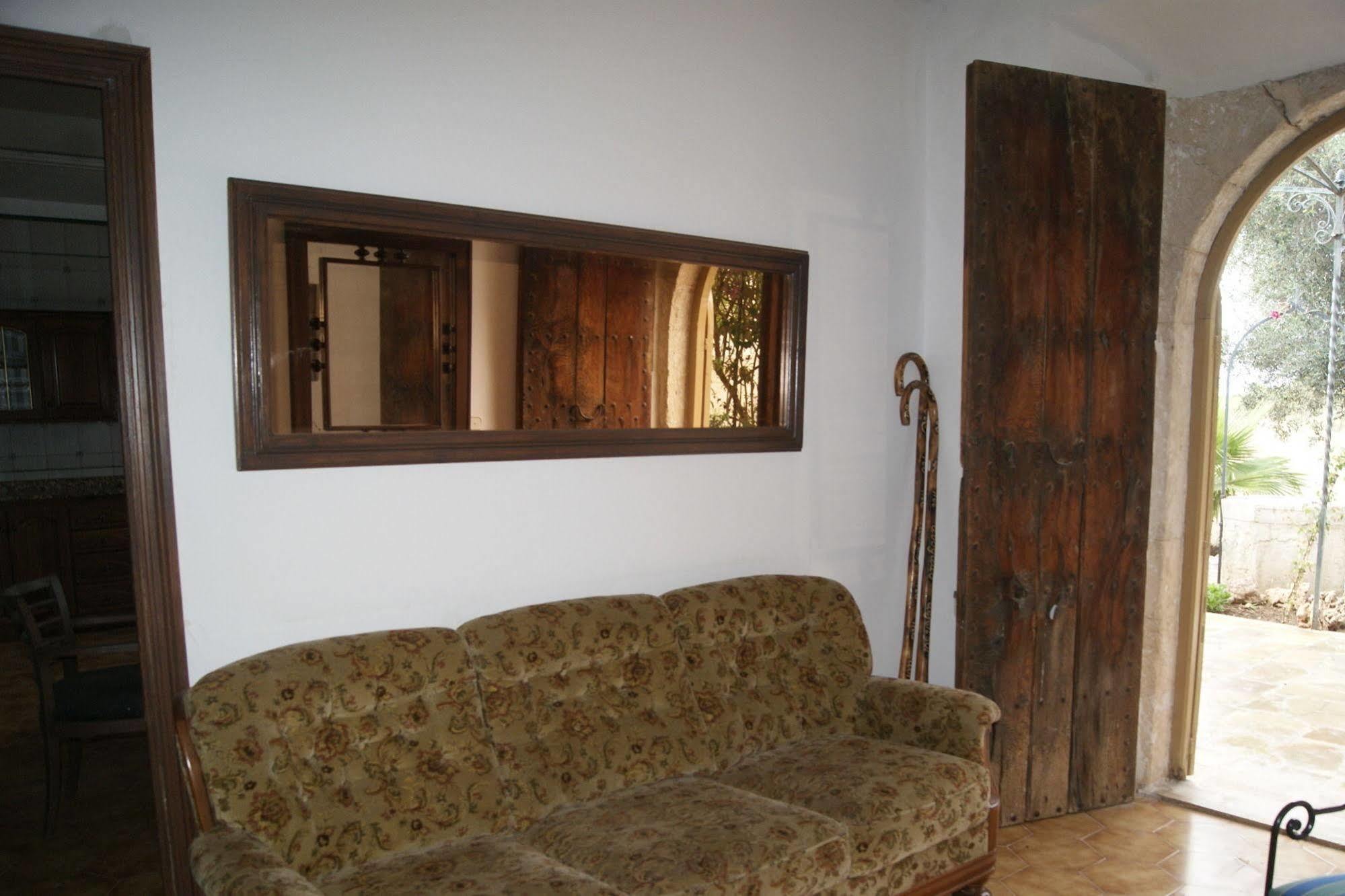 Residencial Rustic Lau Auberge de jeunesse Palma